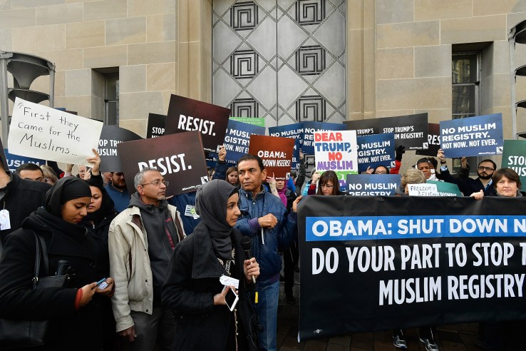 Muslims And Allies March To The White House - #NoMuslimRegistry